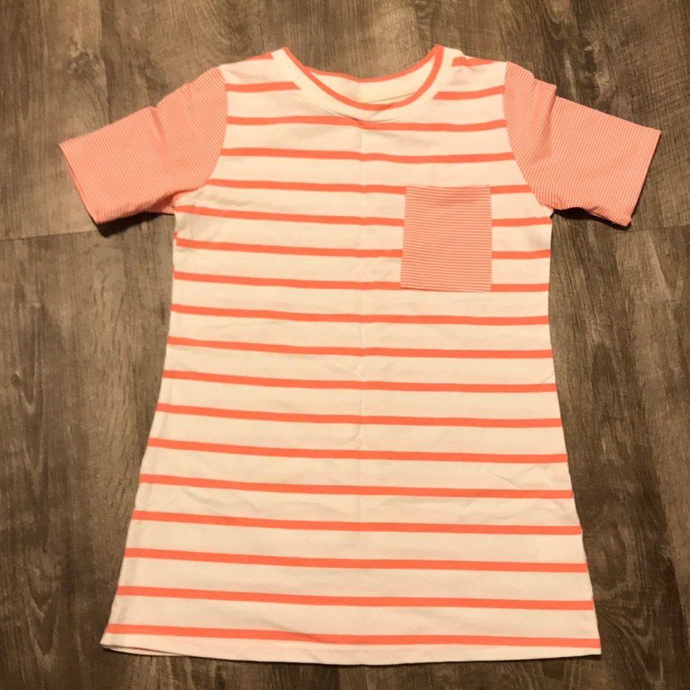 NWOT Ampersand Avenue lulu tee